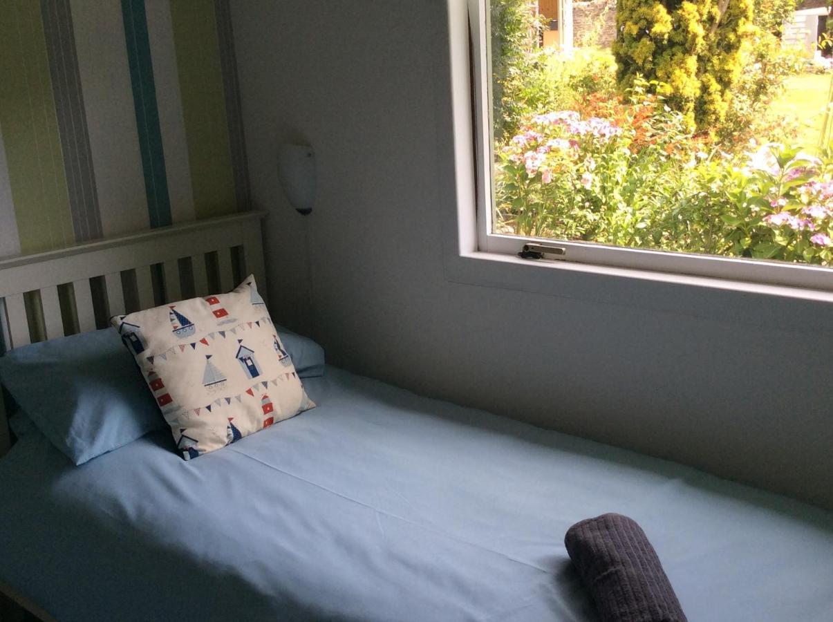 Beech Hut - A Streamside Family Escape Near Salcombe And Beaches South Milton Exterior photo